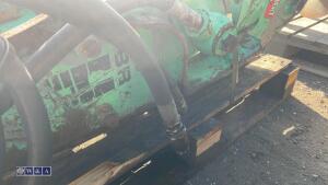 MONTABERT hydraulic machine breaker c/w lines (45mm pins) - 7