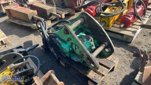 MONTABERT hydraulic machine breaker c/w lines (45mm pins) - 11