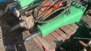 MONTABERT SC28 hydraulic machine breaker c/w lines (45mm pins) - 3