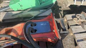RAMMER R05 hydraulic machine breaker c/w lines (50mm pins) - 8