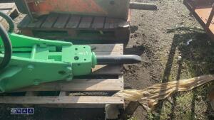 MONTABERT BR125 hydraulic machine breaker c/w lines (45mm pins) - 7