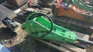 MONTABERT BR125 hydraulic machine breaker c/w lines (45mm pins) - 8