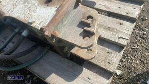 FURUKAWA F1 hydraulic machine breaker c/w lines (25mm pins) - 4