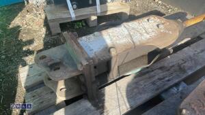 FURUKAWA F1 hydraulic machine breaker c/w lines (25mm pins) - 6