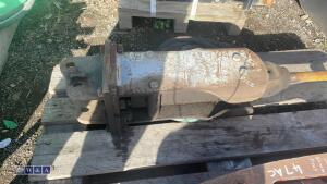 FURUKAWA F1 hydraulic machine breaker c/w lines (25mm pins) - 7