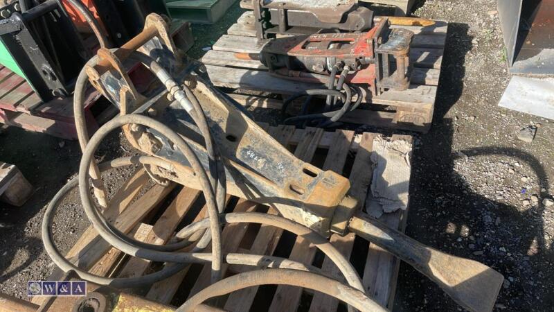 Hydraulic machine breaker c/w lines (30mm pins)