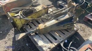 Hydraulic machine breaker c/w lines (30mm pins) - 2