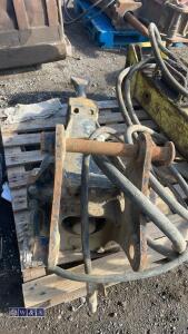 Hydraulic machine breaker c/w lines (30mm pins) - 7