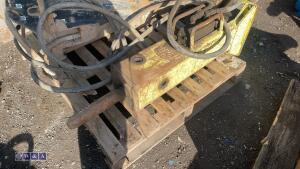 Hydraulic machine breaker c/w lines - 3