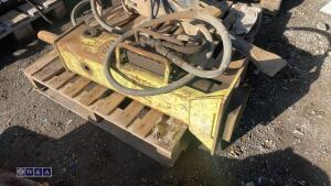 Hydraulic machine breaker c/w lines - 4