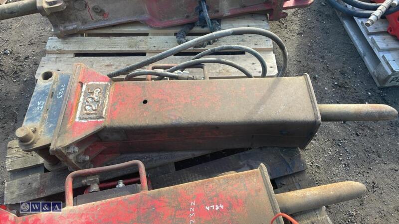 Hydraulic machine breaker c/w lines (45mm pins)