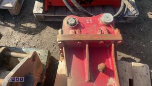 Hydraulic machine breaker c/w lines (45mm pins) - 9