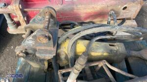 Hydraulic machine breaker (30mm pins) - 8