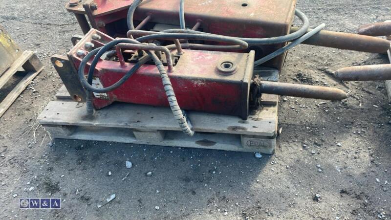Hydraulic machine breaker c/w lines (35mm pins)