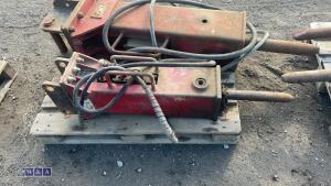 Hydraulic machine breaker c/w lines (35mm pins) - 2