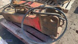 Hydraulic machine breaker c/w lines (50mm pins) - 4