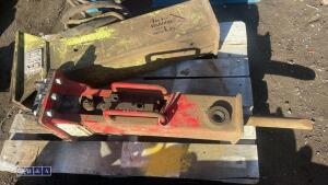 Hydraulic machine breaker (30mm pins) - 3
