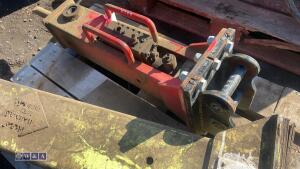 Hydraulic machine breaker (30mm pins) - 8