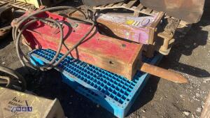 Hydraulic machine breaker c/w lines (45mm pins)