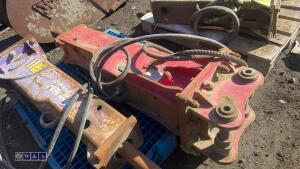 Hydraulic machine breaker c/w lines (45mm pins) - 7