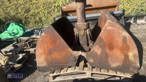 Hydraulic clamshell bucket - 2