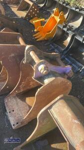 16'' digging bucket (45mm pins) - 3