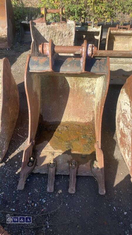 23'' digging bucket (45mm pins)