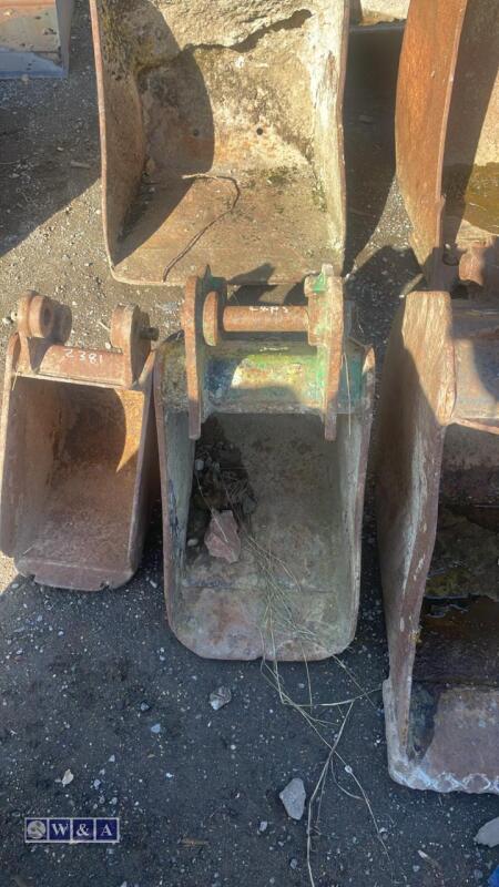 1ft digging bucket (30mm pins)