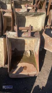 22'' digging bucket (45mm pins)