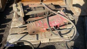 Hydraulic machine breaker c/w lines (30mm pins) (3428159) - 3