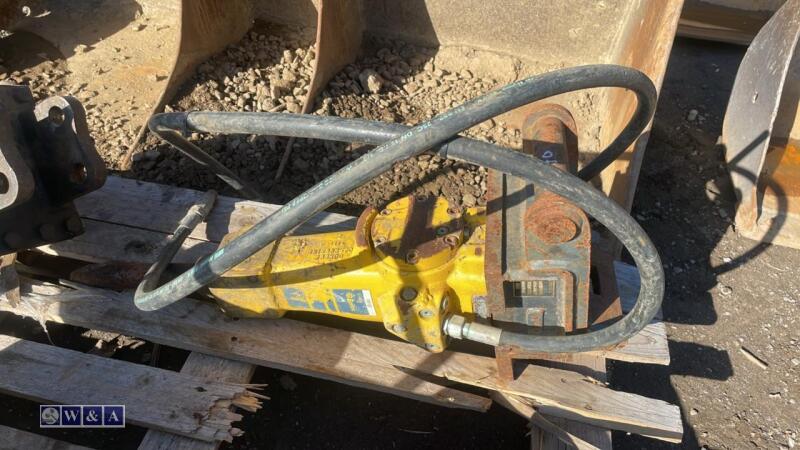 ANROSS hydraulic machine breaker c/w lines (3363500)