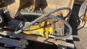 ANROSS hydraulic machine breaker c/w lines (3363500)