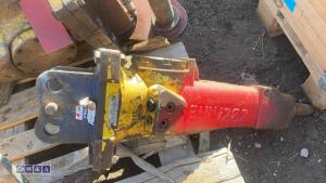 EPIROC hydraulic machine breaker (30mm pins)(3414282) - 2