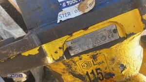 EPIROC hydraulic machine breaker (30mm pins)(3414282) - 4