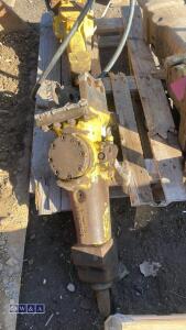 EPIROC hydraulic machine breaker (30mm pins)(3414282) - 7