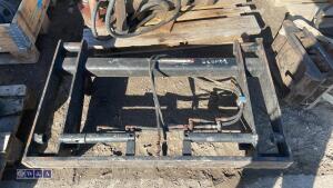 Headstock to suit telehandler - 2