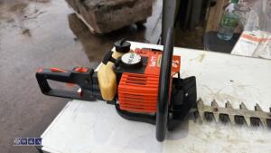 STIHL HS74 petrol hedge trimmer - 5