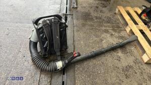 MAKITA petrol backpack blower - 3