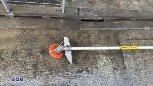 HUSQVARNA petrol strimmer - 3