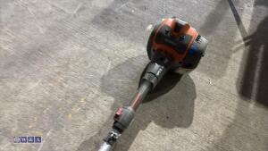 HUSQVARNA 325HE4 petrol long reach hedge trimmer - 5