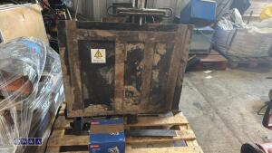 PENNY 250kg hydraulic lift plate c/w Control boxes, wiring, fitting kit - 4