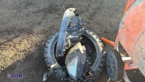 Tyre & 2 x lights - 2