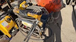 JCB BEAVER hydraulic power pack c/w hose & breaker (3280902)(3433634) - 6