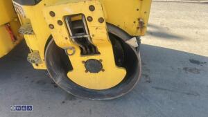 Bomag bw138ad double drum roller - 15