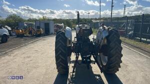 DB990 tractor - 4