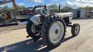 DB990 tractor - 5