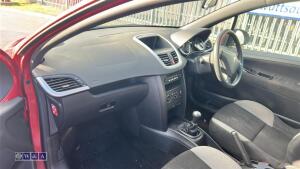 Peugeot 207 - 11