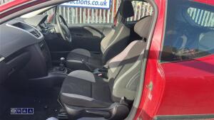 Peugeot 207 - 12