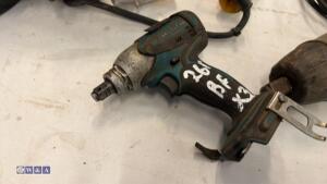 MAKITA 110v impact wrench, angle grinder & 18v impact wrench (147)(101) - 2