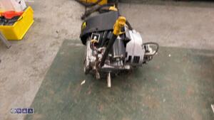 BRIGGS & STRATTON petrol engine (to suit lawn mower) - 4